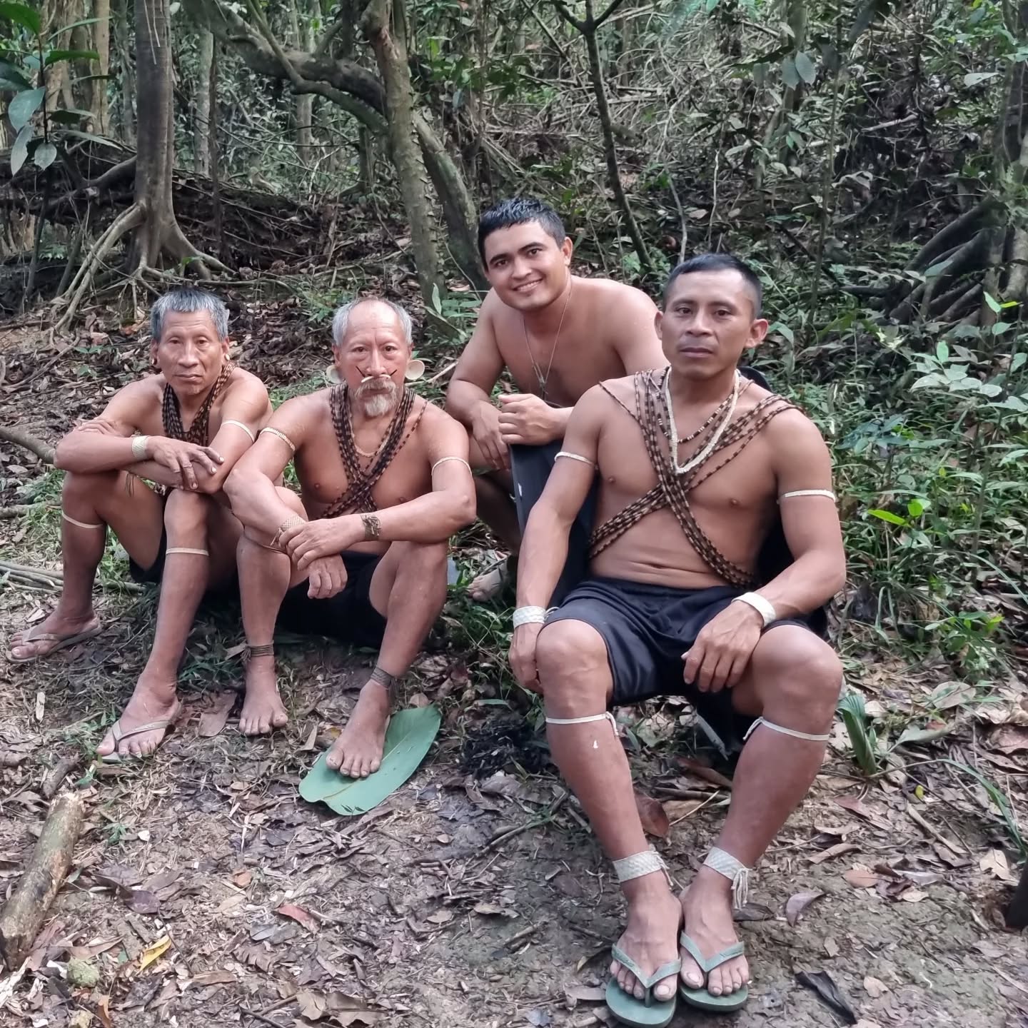 Encuentro con el pueblo Matis en el Vale do Javari.